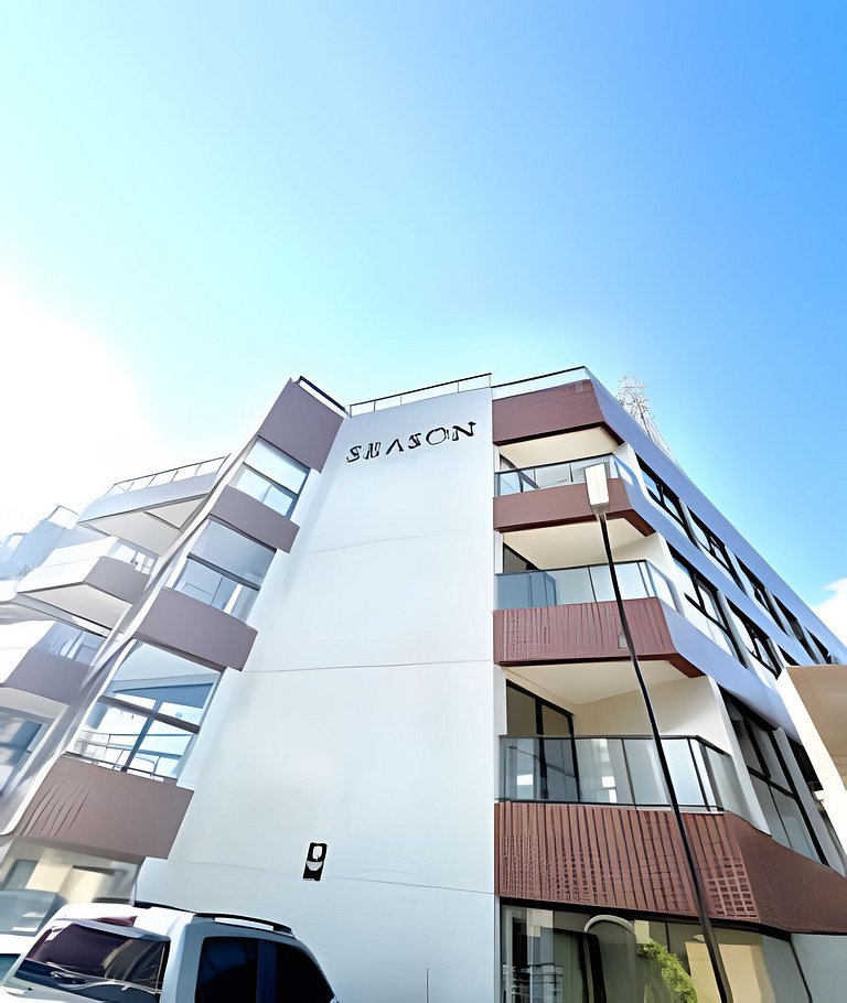 Season Exclusive | 1 minCentro • Piscinas Naturais