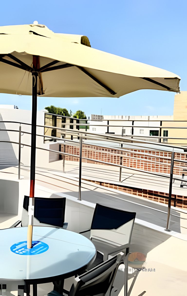 Season Experience  Centro 1 min | Piscinas 200 m