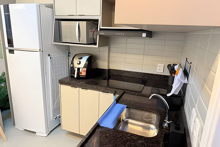 Apto aconchegante | Centro a 2 min e Praia a 250m