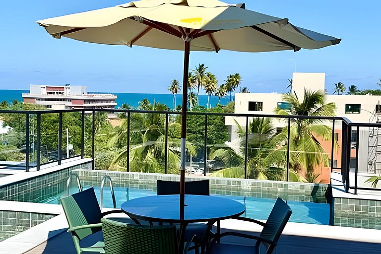 Piscina Privativa: Luxo a 1 min do Centro e Mar!