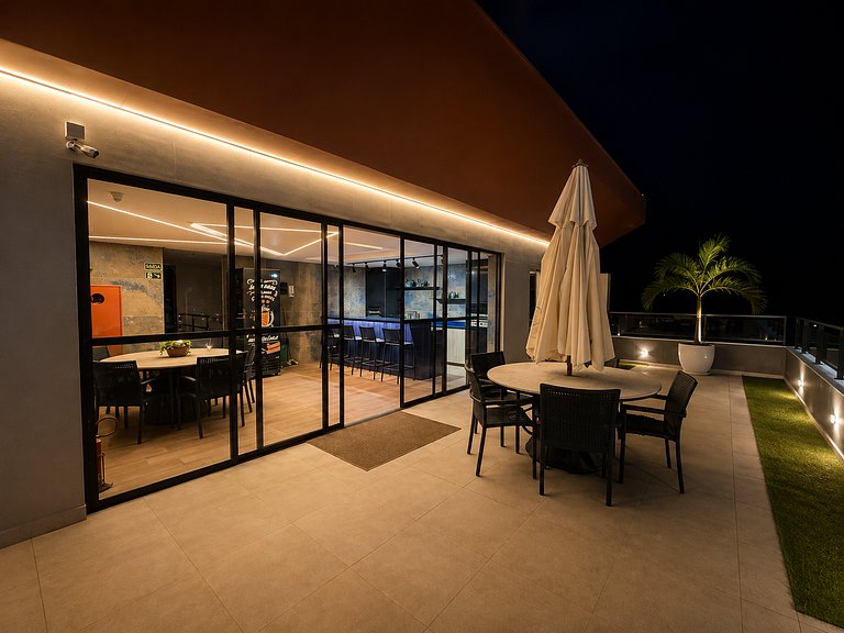 Flat 50m praia, Rooftop,próx Centro Porto Galinhas